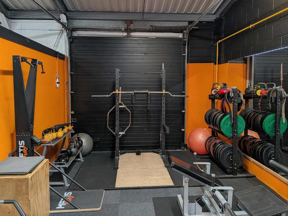 Power rack and lifting platform at Phoenix Fitness Settle